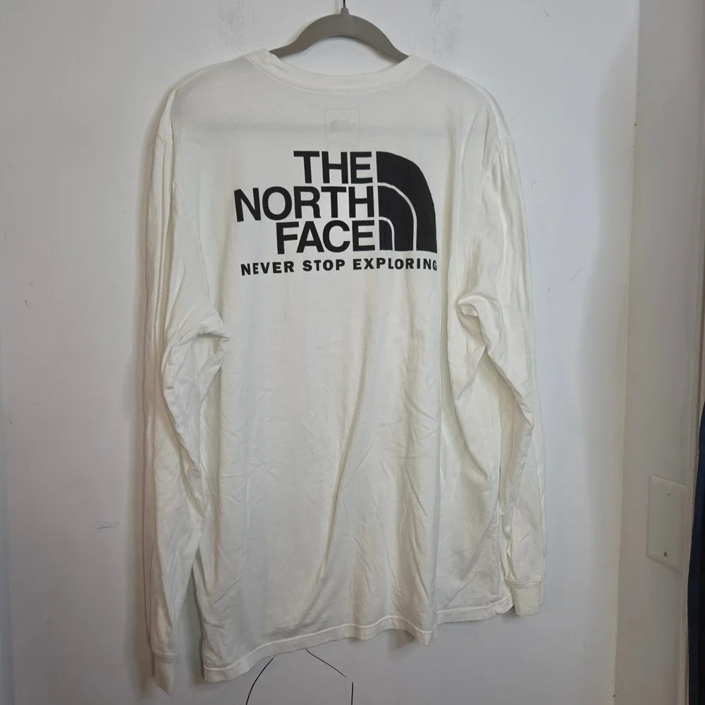 The North Face Mens XL White Long Sleeve Never Stop Exploring Graphic T-Shirt